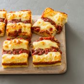 Detroit Style Pizza