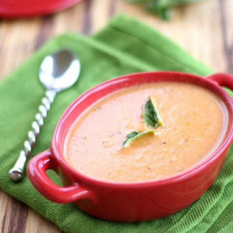 Tomato Basil Parmesan Soup (Slow Cooker)