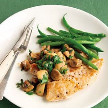 Sauteed Chicken with Mushrooms and Green Beans