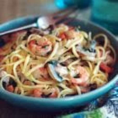 Shrimp and Mushroom Linguine with Creamy Herb Sauce