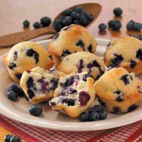 Old Fashioned Blueberry Muffins