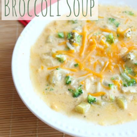 Slow Cooker 3 Cheese Broccoli Soup