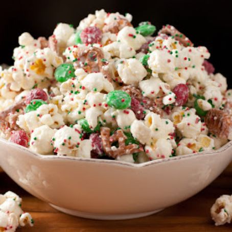Christmas Crunch {Funfetti Popcorn Christmas Style}