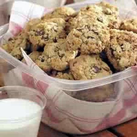 Chocolate Chip Oatmeal Cookies