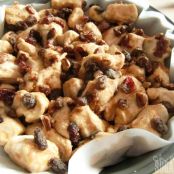 Cinnamon Raisin Nut Pull-Apart Bread