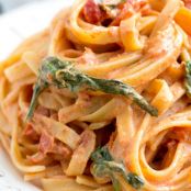 Sundried Tomato Fettucine