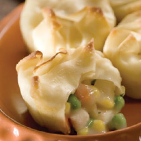 Chicken Pot Pie Bundles