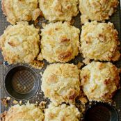 Cream Cheese Streusel Muffins