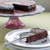 HUNGARIAN CHOC-WALNUT TORTE
