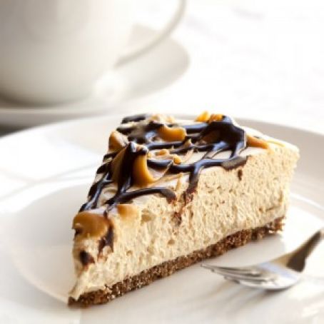 Clinton Kelly's Chocolate-Covered Caramel Pretzel Cheesecake