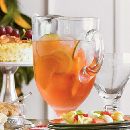 Beverages: Refreshing Citrus Sangria