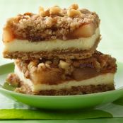Apple Struesel Cheesecake Bars
