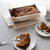 Applesauce Carrot Bread with Pecan Struesel