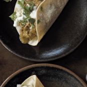 Tacos with Pork in Green Sauce (Tacos de cerdo en salsa verde)