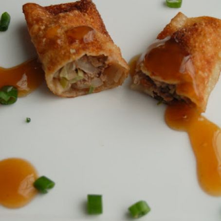 VIETNAMESE LUMPIA WITH PINEAPPLE DIPPING SAUCE