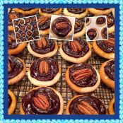 Caramel-Fudge Turtle Cookies