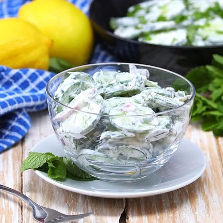 Creamy Yogurt Cucumber Salad
