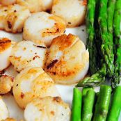 Pan-Seared Scallops with Brown Butter, Hazelnuts and White Truffle Oil with Roasted Fingerling Potatoes and Asparagus