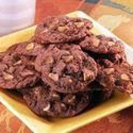 REESE'S Chewy Chocolate Cookies