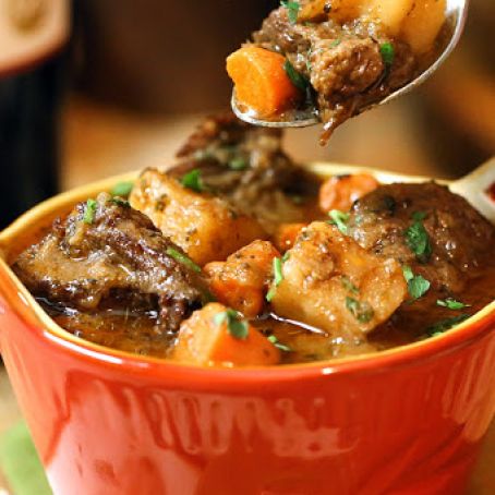 HEARTY BEEF SOUP