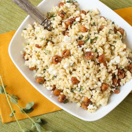 Quinoa with Roasted Garbanzo Beans