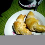 Medias Lunas (argentinian treats)