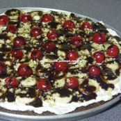 Banana Split Brownie Pizza