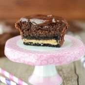 Mini Chocolate Mud Pies with Oreo Crust