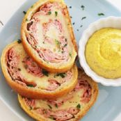 3-Ingredient Baked Ham and Cheese Rollups