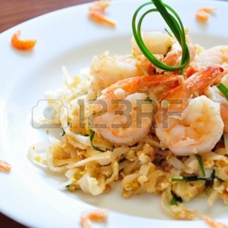 Traditional Pad Thai Noodles