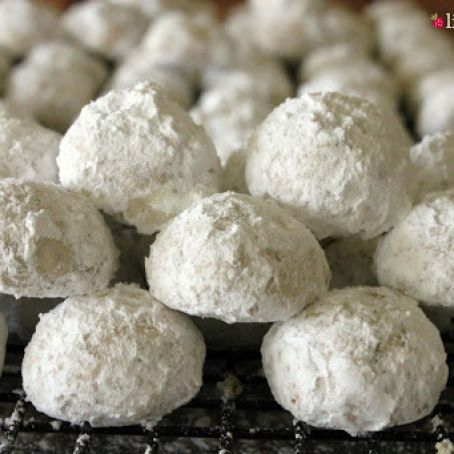 Pecan Butter Balls (Mexican Wedding Cookies)