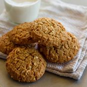 CHUNKY PEANUT BUTTER COOKIES