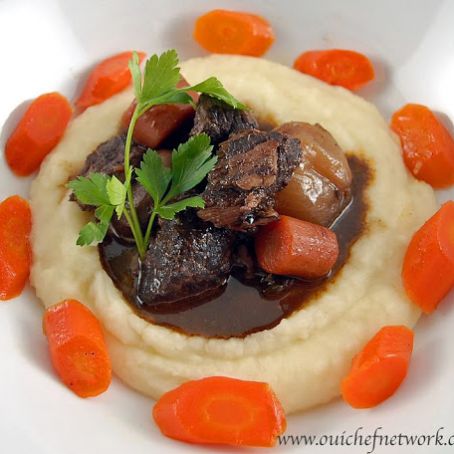 CARNE A LA BOURGUIGNON