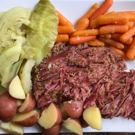 Instant Pot Corned Beef and Cabbage