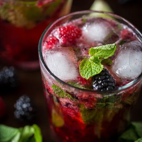 Summer Berry Mojito