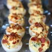 BACON JALAPENO DEVILED EGGS  {key ingredient}