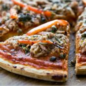 PIZZA MARINARA w/TUNA & CAPERS