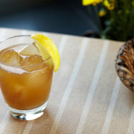 The Captain’s Peach Spiced Tea