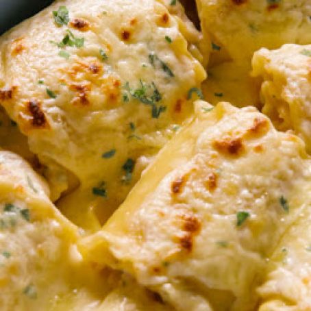Chicken Alfredo Roll-Ups