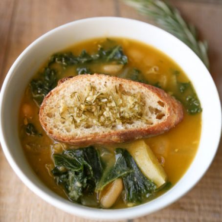 Potato, White Bean & Kale Vegan Soup