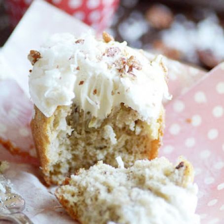 Hummingbird Cupcakes