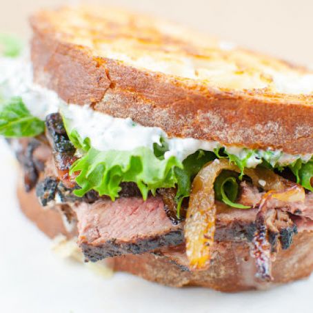 horseradish chive cream sauce