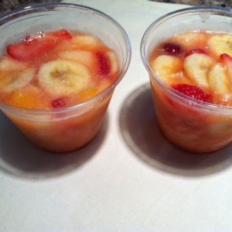 Frozen Fruit Cups/ Vick's (Very Good)