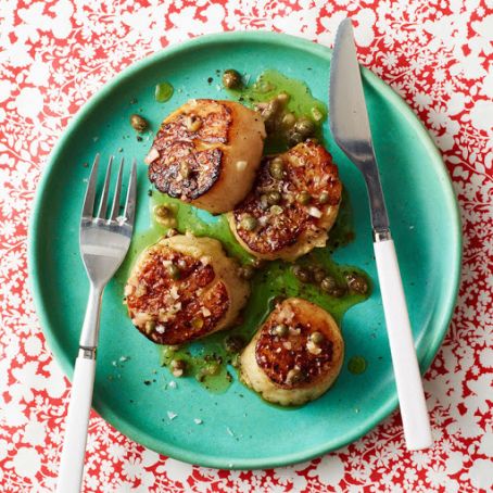 Seared Scallops with Sherry-Caper Vinaigrette 