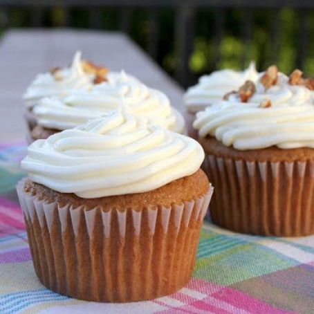Creative Carrot Cake Cupcakes