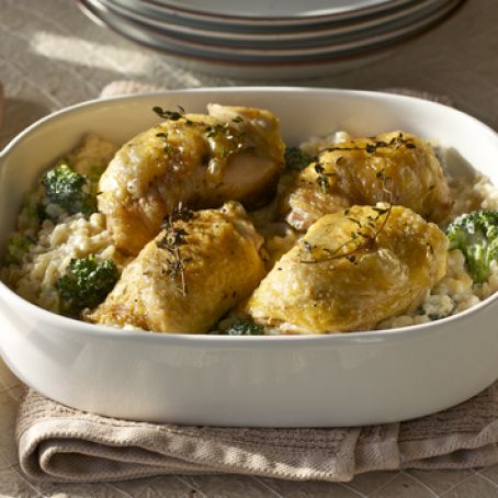 CHICKEN WITH CREAMY CHEDDAR RICE