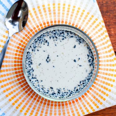 No-Bake Black Sesame and Honey Puddings