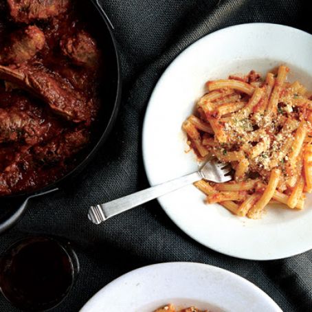 Sunday Sauce with Sausage and Braciole