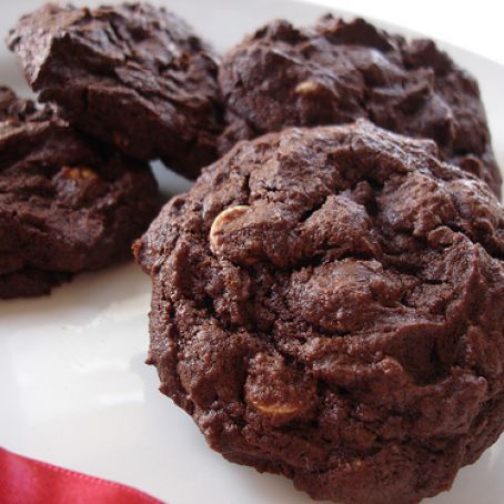 COOKIES - Super Chocolate Cookies With Dark And White Chocolate Chips