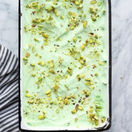 No Churn Pistachio Ice Cream